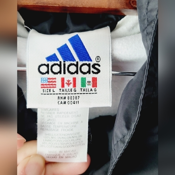 Vintage Men's Adidas zip up rain/ wind braker jacket size L - Picture 6 of 7